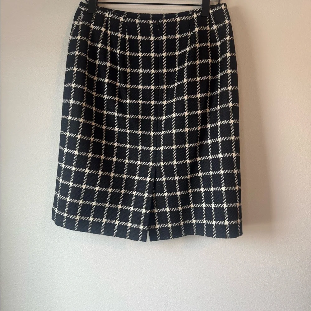 Talbots 8P 100% Wool Classic Black and White Checkered Skirt - Picture 3 of 6